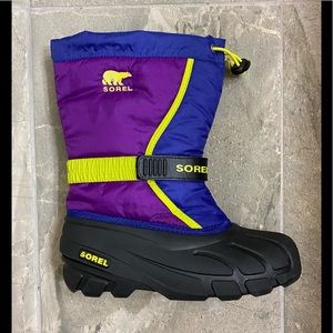 Sorel Waterproof Winter Snow Boots Women’s 5. Worn less than 5 times.